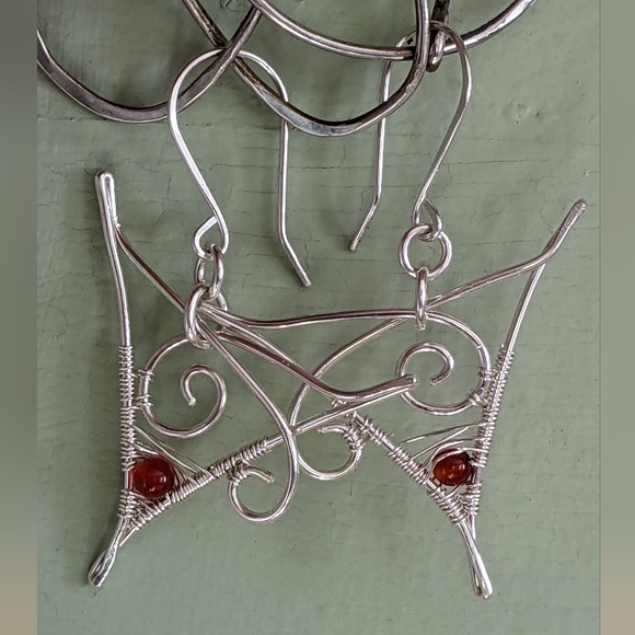 Welcome To My Artisan Closet - Picture 14 of 16